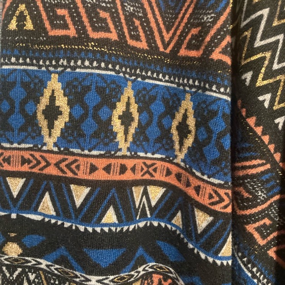 Rue Cardigan - Picture 3 of 5